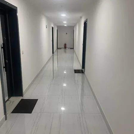 아파트 Urban By Heez 투즐라