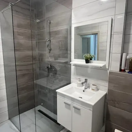 Urban By Heez توزلا